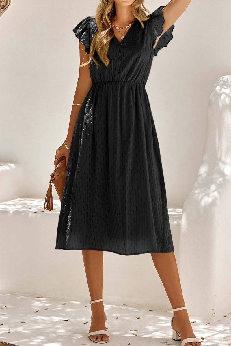 Effortlessly Elegant Dress with a Timeless Design