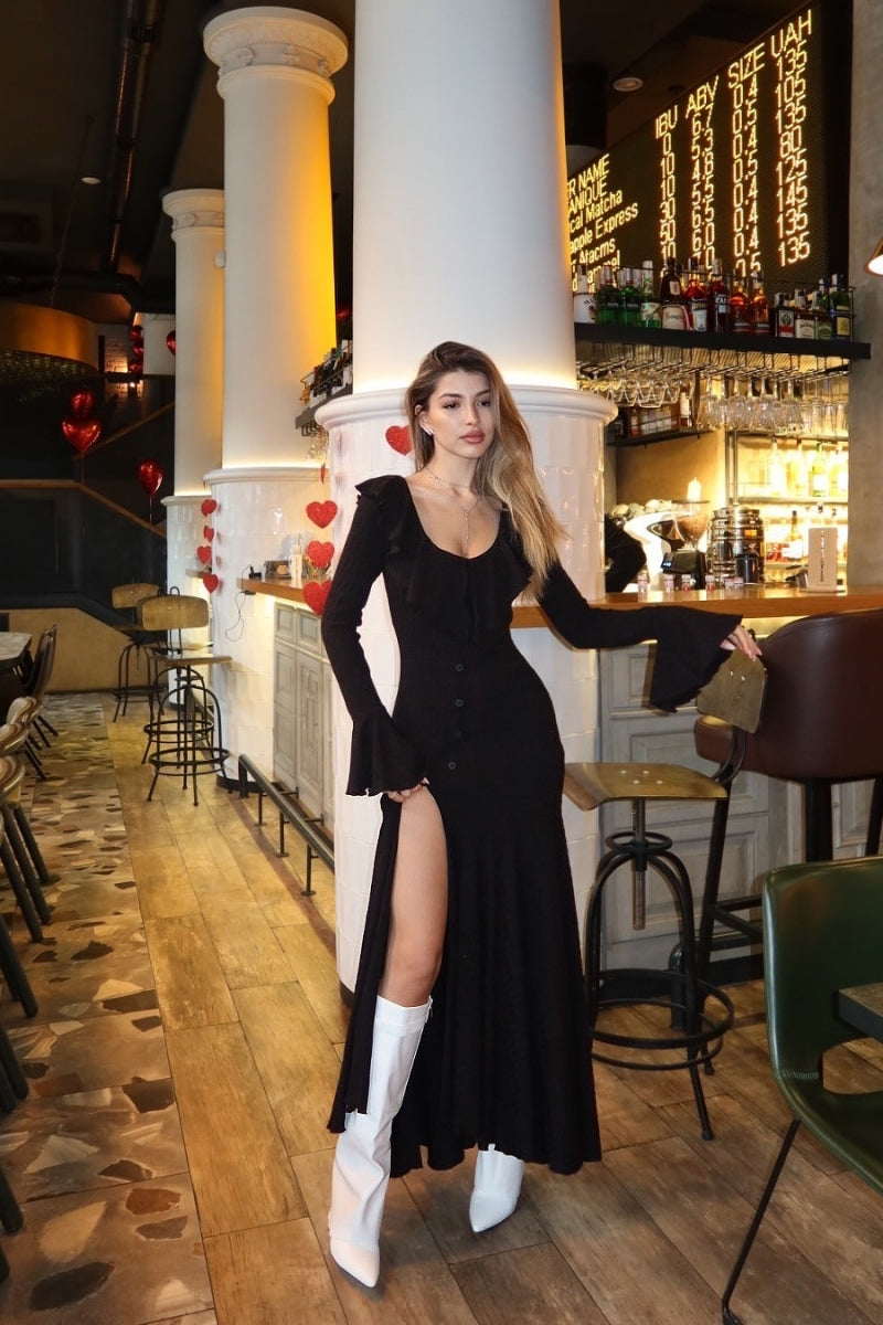 Beautifully Balanced Dress with Timeless Character