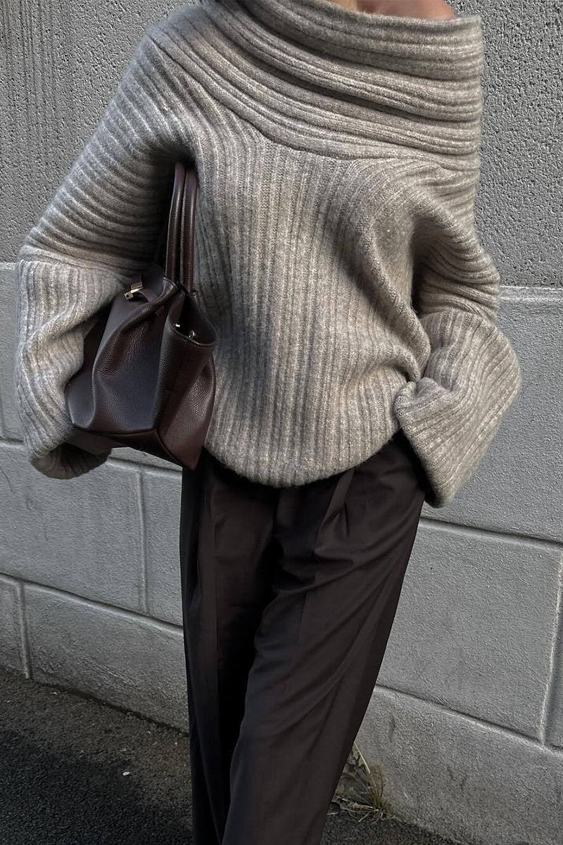 Beautifully Finished Sweater in a Timeless Design