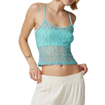 Well Tailored Top with a Graceful Silhouette