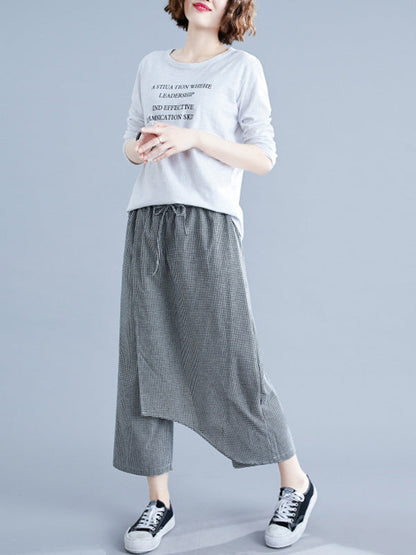 A Vintage Style Pants with Delicate Timeless Details