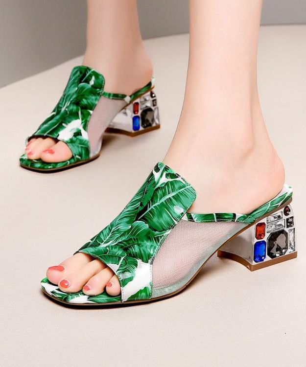 Polished Sandals with an Effortless Classic Look