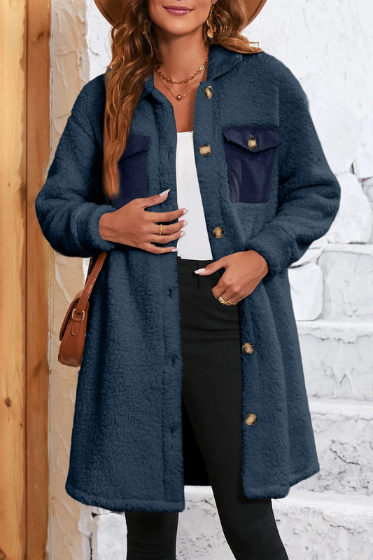 Well Tailored Coat with a Graceful Silhouette