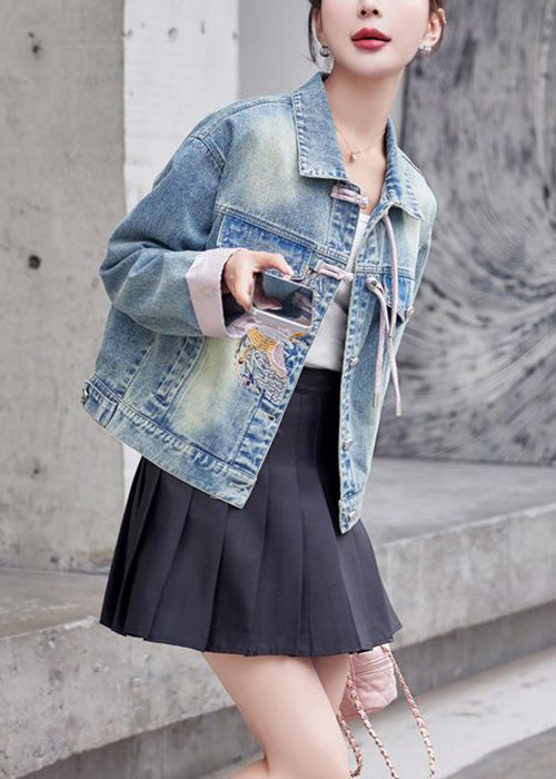 Classic Vintage Coat with a Flattering Fit