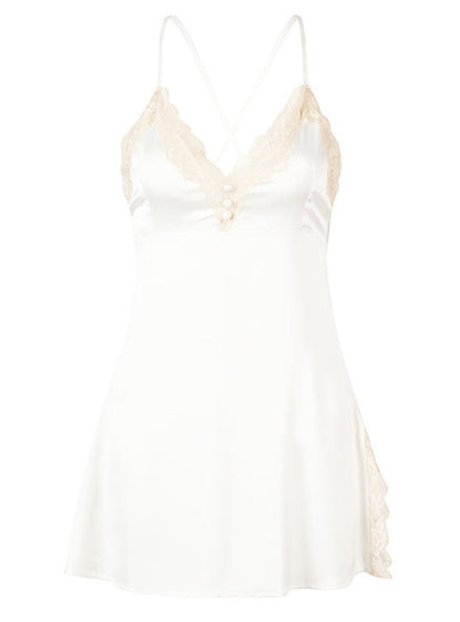 Well Tailored Garment with a Graceful Silhouette