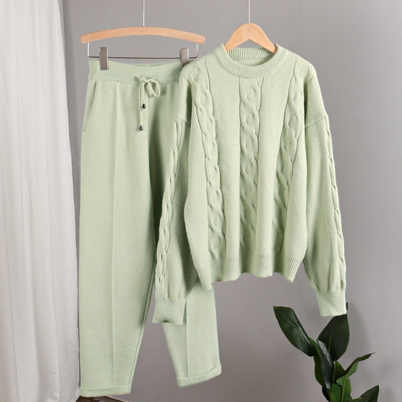 Polished Sweater with an Effortless Classic Look