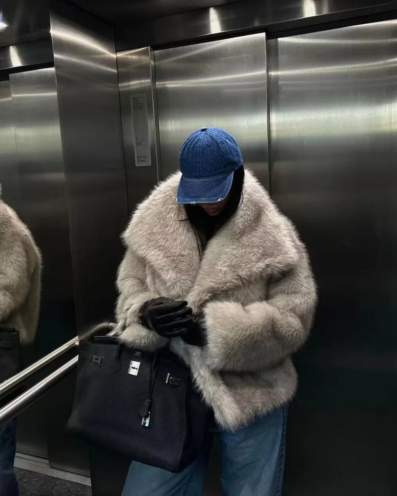 Sophisticated Coat with a Clean Classic Look