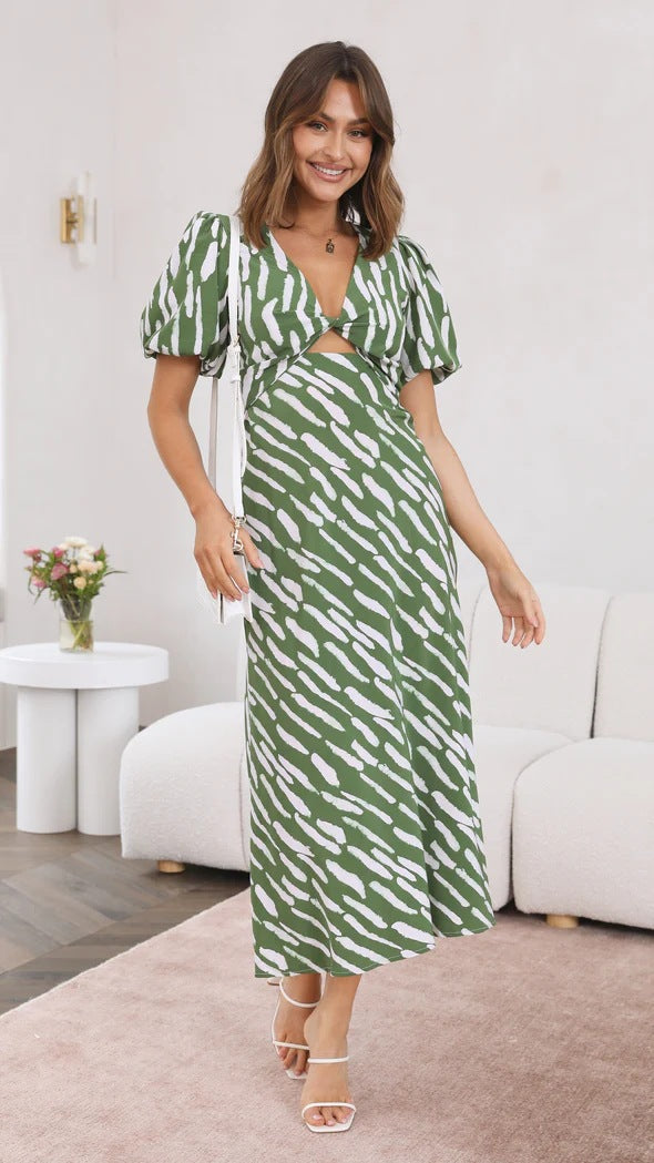 Classic Vintage & Enduringly Stylish Dress