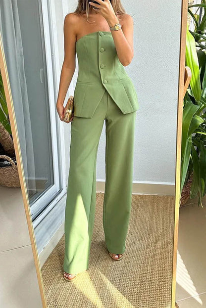 Beautifully Finished Top in a Timeless Design