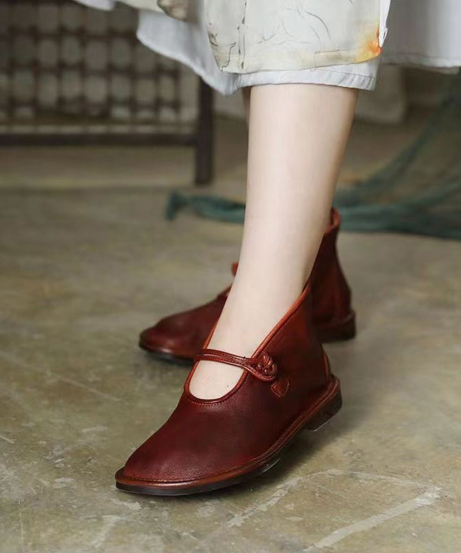 Classic Vintage Shoes with a Flattering Fit