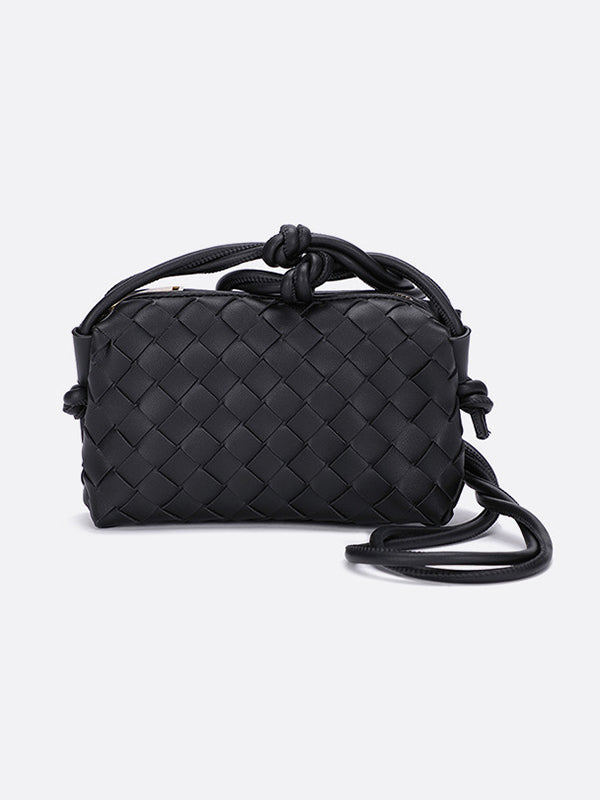 Beautifully Finished Bag in a Timeless Design