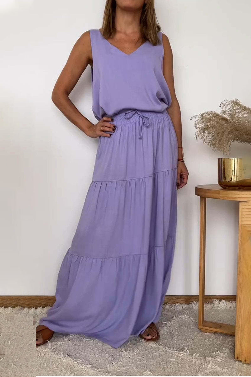 Effortlessly Elegant Garment with a Timeless Design
