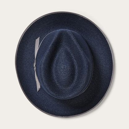 Well Tailored Garment with a Graceful Silhouette