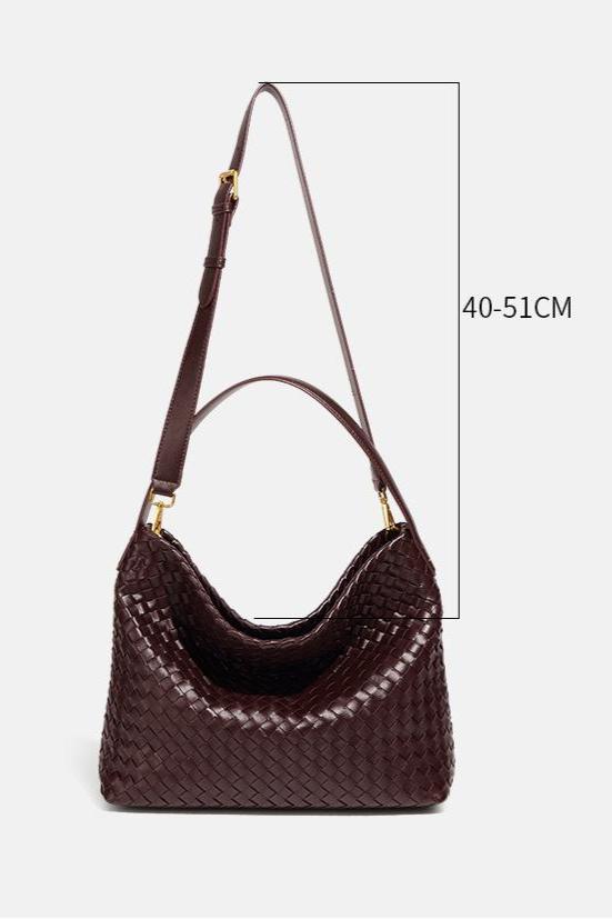 Beautifully Finished Bag in a Timeless Design