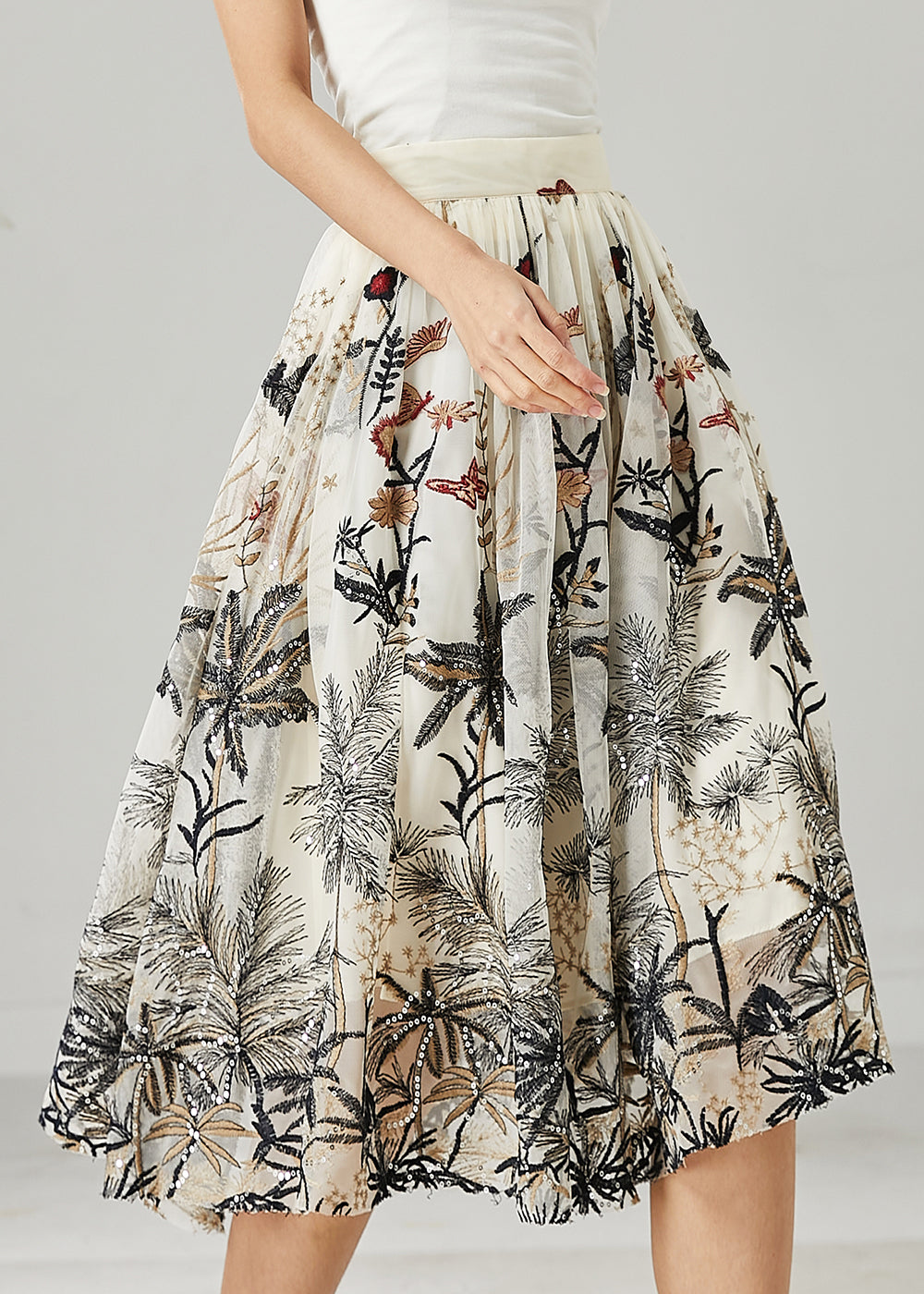 Well Tailored Garment with a Graceful Silhouette