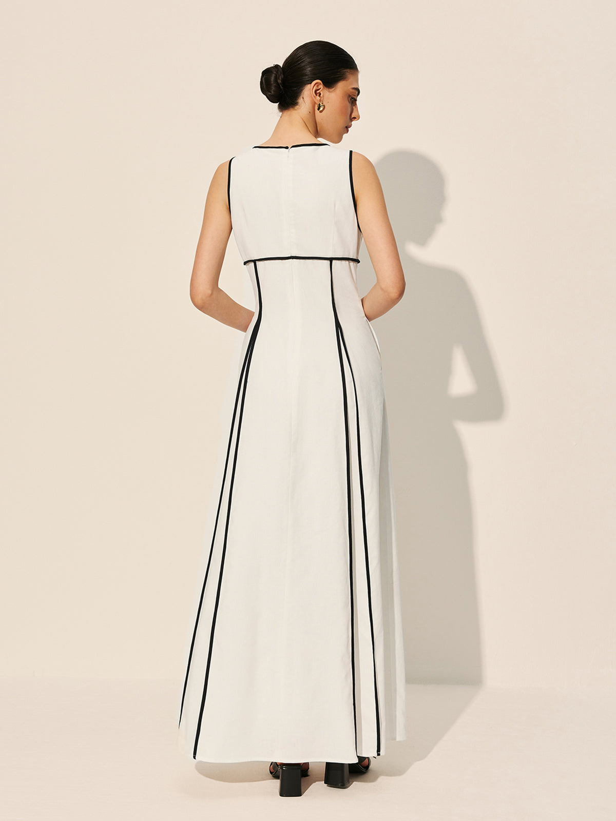 Elegantly Styled Dress for Everyday Wear