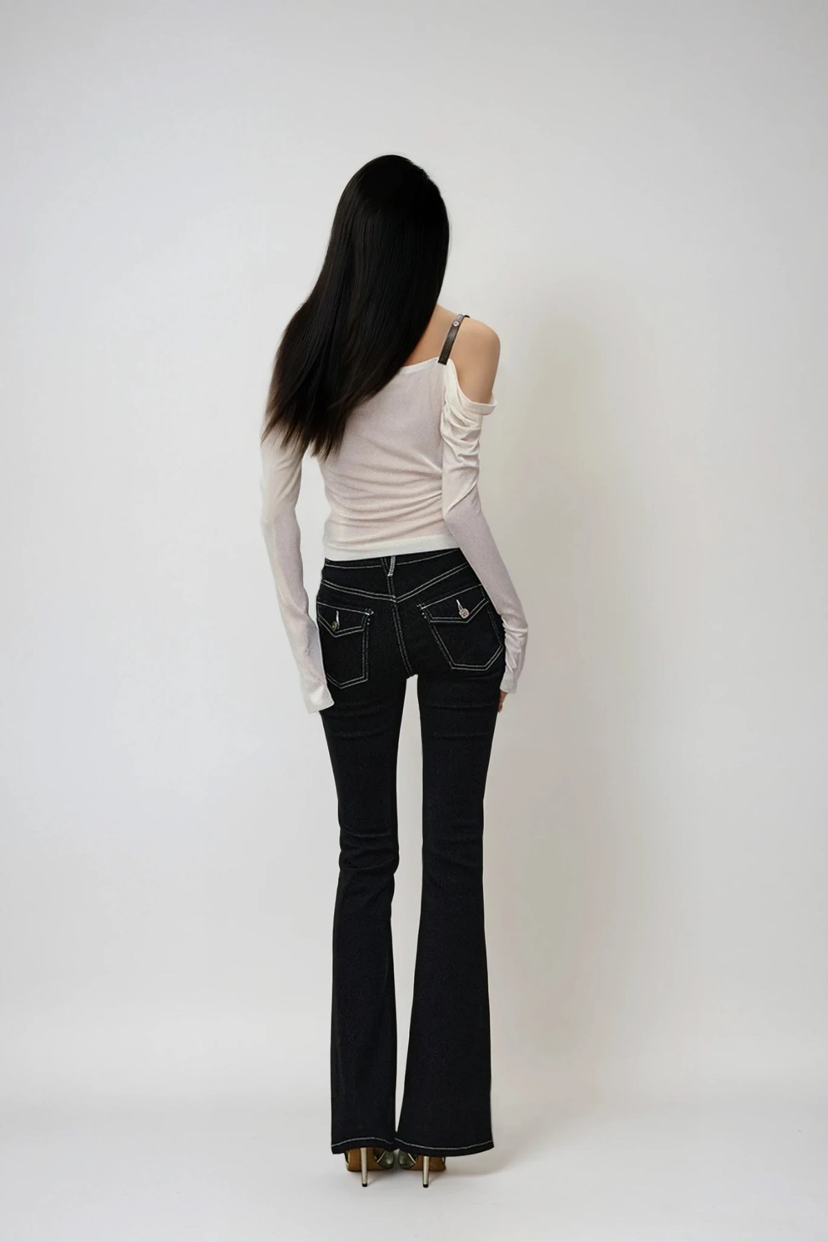 A Vintage Style Top with Delicate Timeless Details