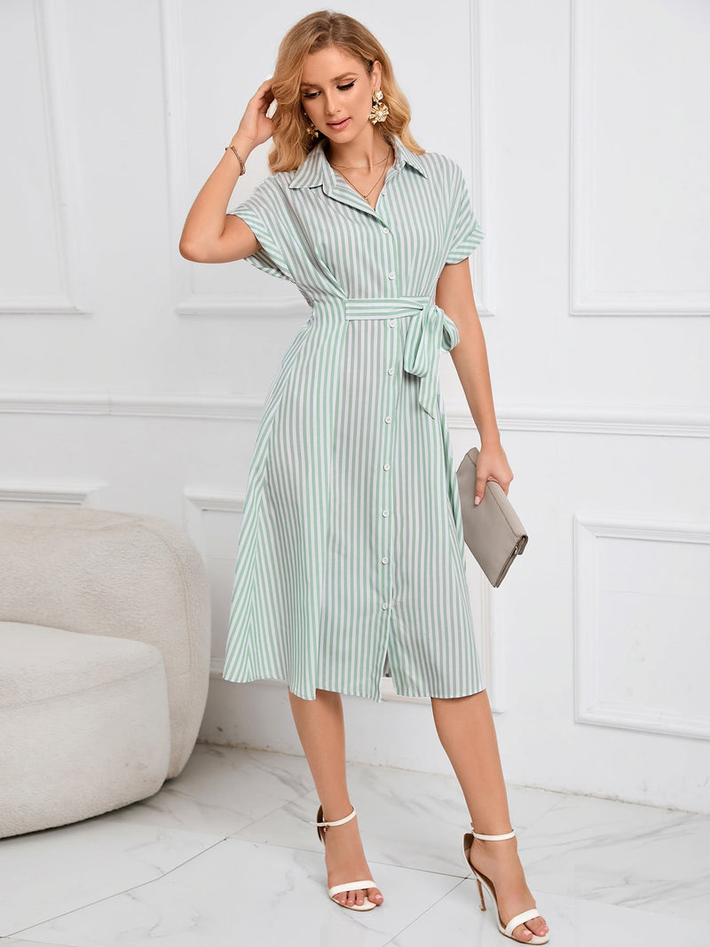 Classic Vintage Dress with a Flattering Fit
