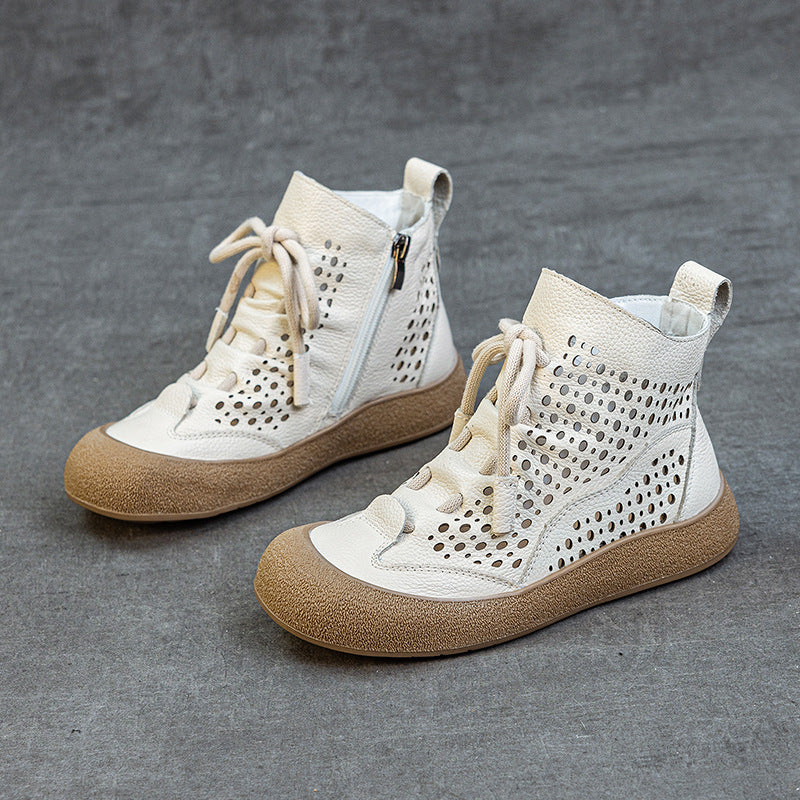 Well Tailored Boots with a Graceful Silhouette