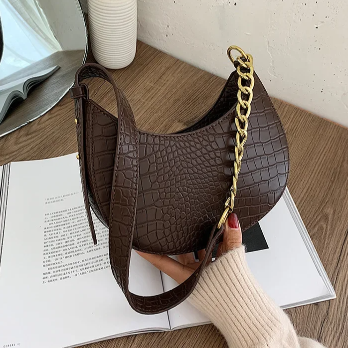 Classic Vintage Bag with a Flattering Fit