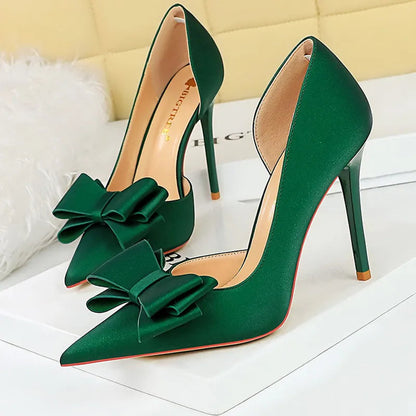 Polished Heels with an Effortless Classic Look