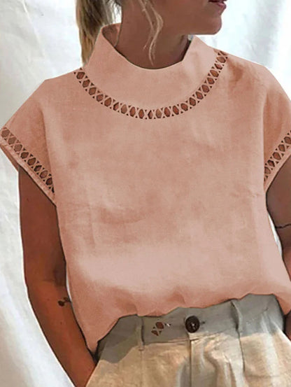 Well Tailored Blouse with a Graceful Silhouette
