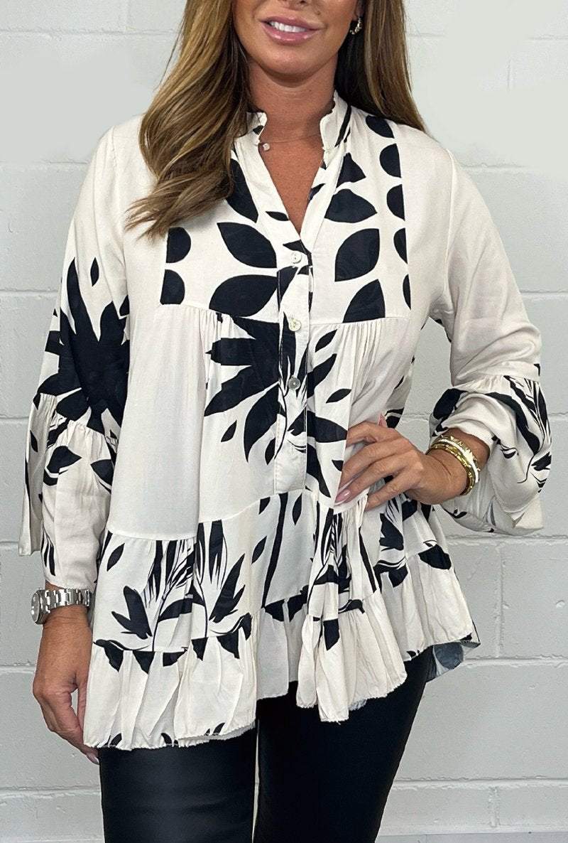 Classic Vintage Top with a Flattering Fit