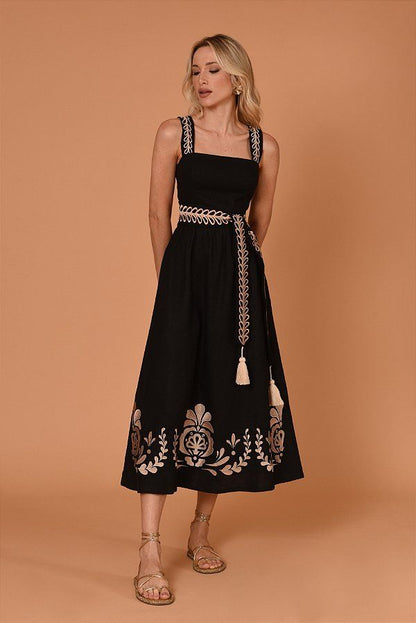 Polished Dress with an Effortless Classic Look