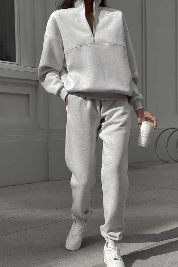 Sophisticated Trousers with a Clean Classic Look