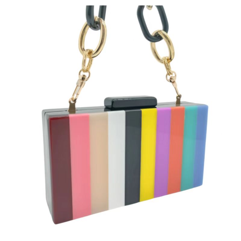Beautifully Finished Bag in a Timeless Design