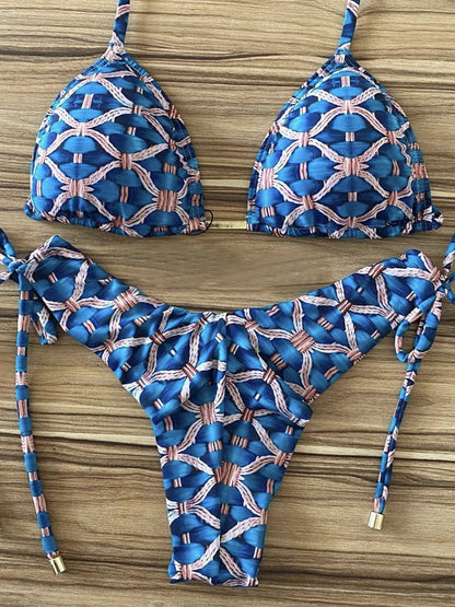 Well Tailored Swimsuit with a Graceful Silhouette