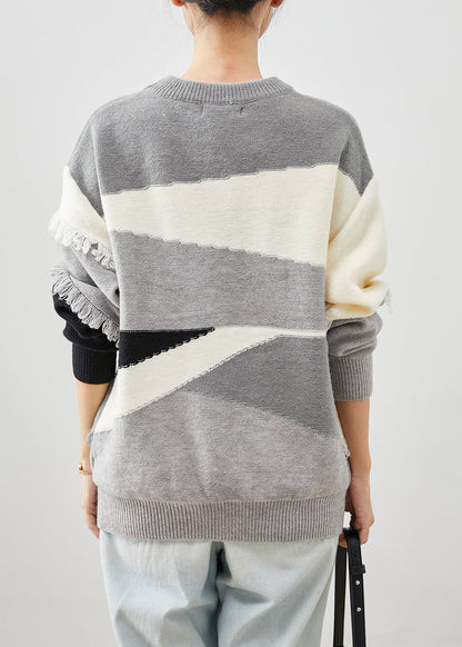 Well Tailored Sweater with a Graceful Silhouette