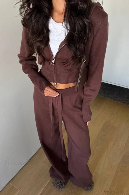 Well Tailored Jacket with a Graceful Silhouette