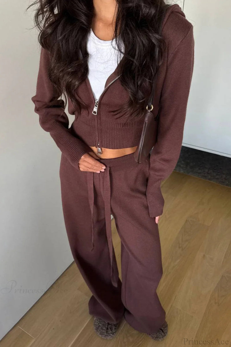 Well Tailored Jacket with a Graceful Silhouette