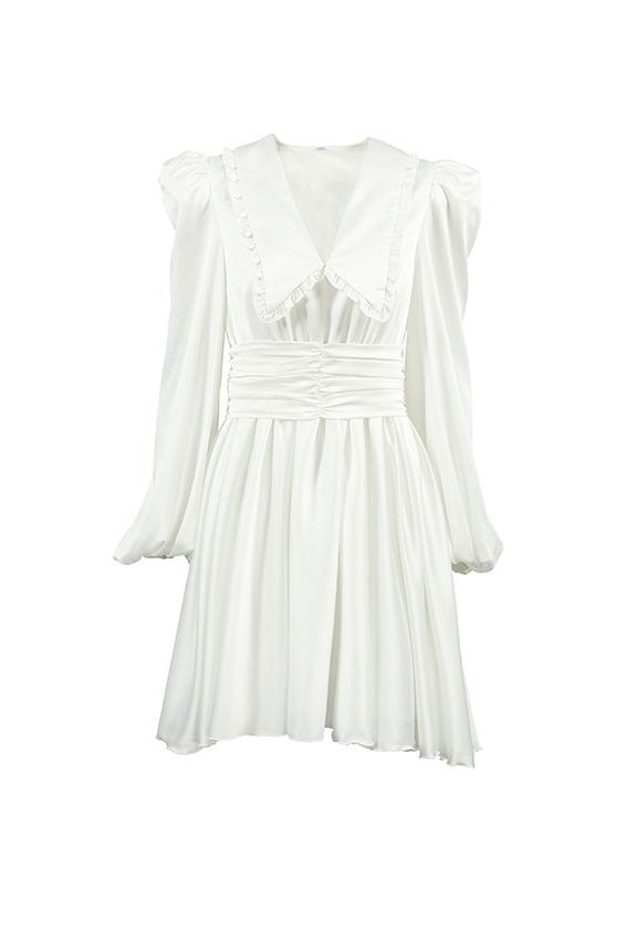 A Vintage Style Dress with Delicate Timeless Details