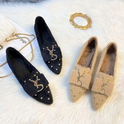 Classic Vintage Shoes with a Flattering Fit