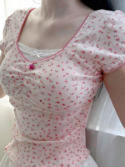 Effortlessly Elegant Top with a Timeless Design