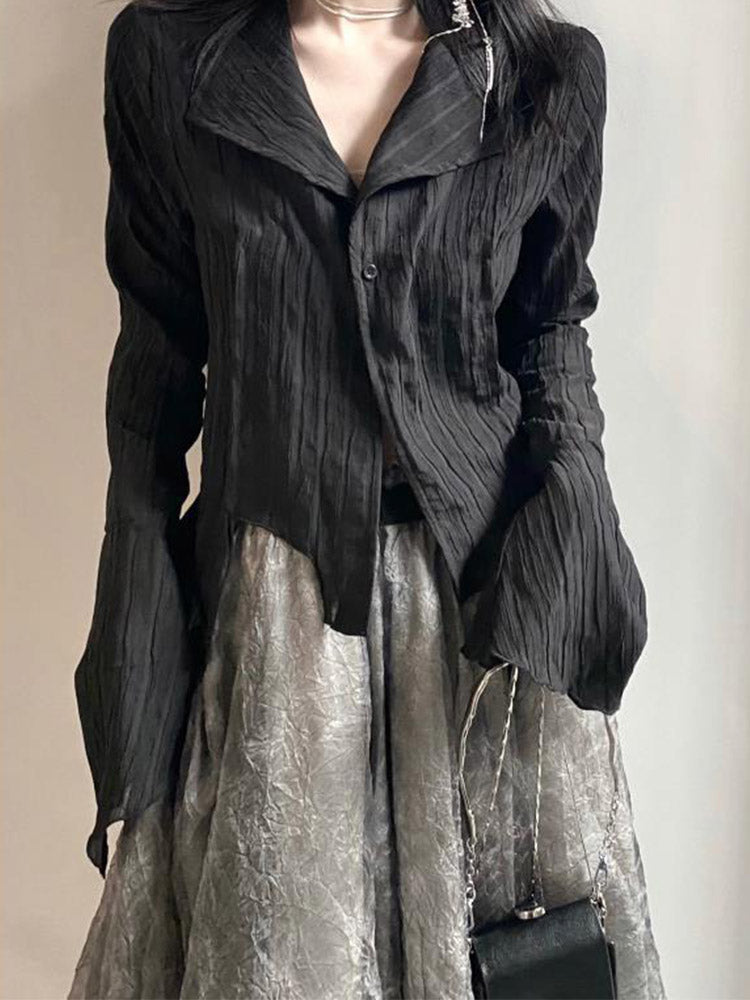 Beautifully Finished Blouse in a Timeless Design