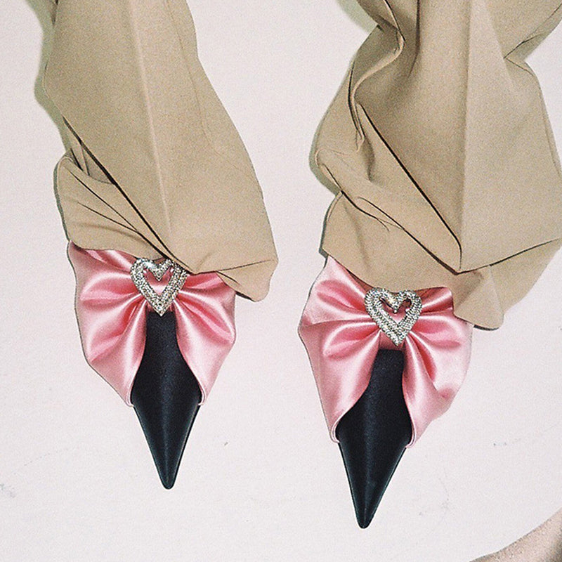 Well Tailored Heels with a Graceful Silhouette
