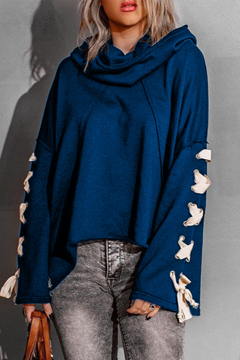 Well Tailored Top with a Graceful Silhouette