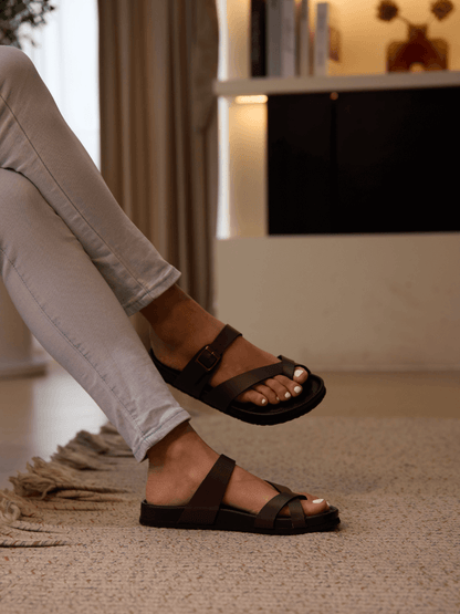 Beautifully Finished Garment in a Timeless Design