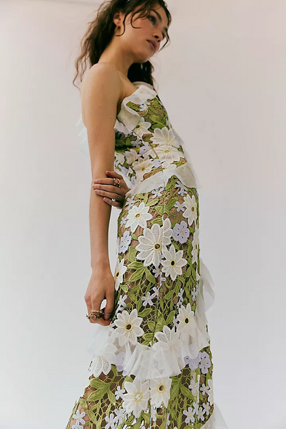Classic Vintage & Enduringly Stylish Dress