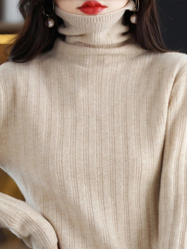 Classic Vintage Sweater with a Flattering Fit
