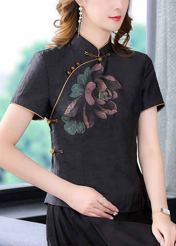 Well Tailored Shirt with a Graceful Silhouette
