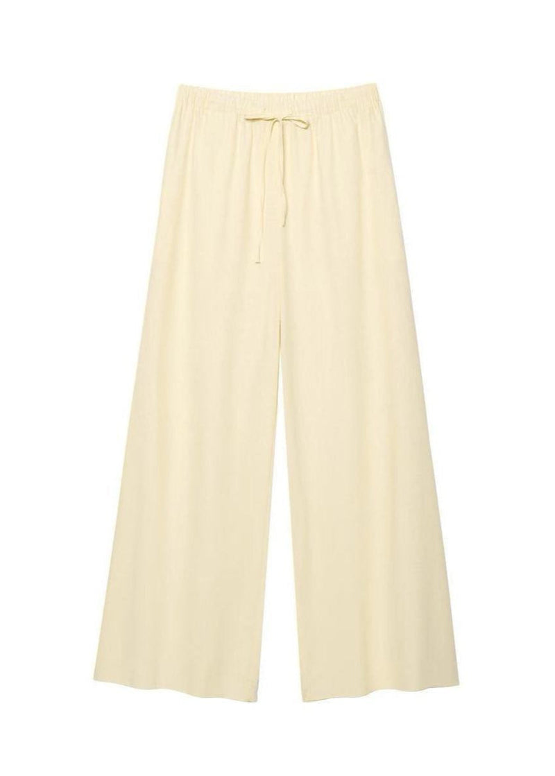 Classic Vintage & Enduringly Stylish Blouse