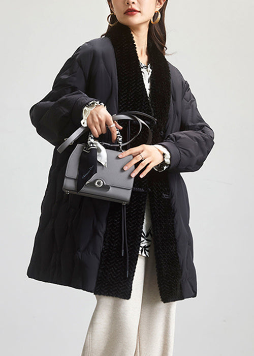 Beautifully Finished Coat in a Timeless Design