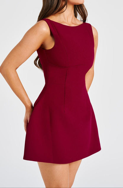 Sophisticated Dress with a Clean Classic Look