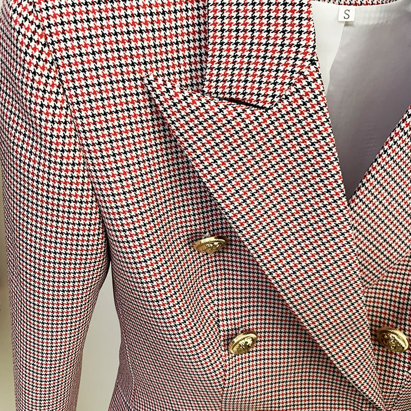 Sophisticated Garment with a Clean Classic Look