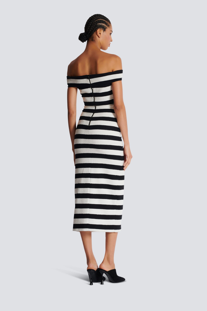 Gracefully Styled Garment for Any Occasion