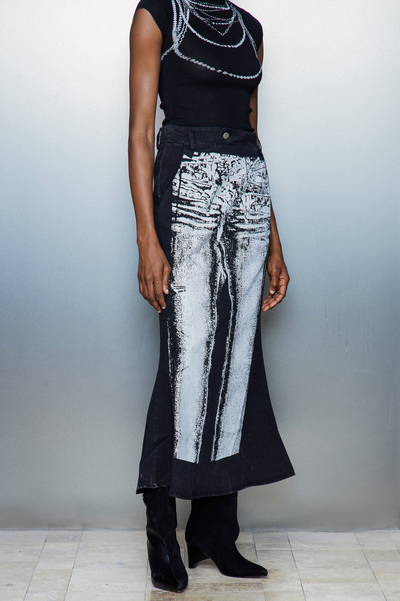 Classic Vintage Garment with a Flattering Fit